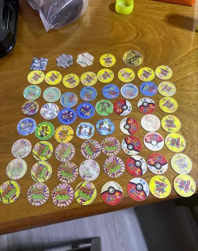 Tazos diversos