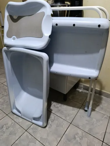 Banheira com suporte