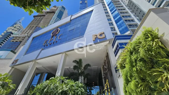 Apartamento de Luxo à Venda no Épic Tower - Balneário Camboriú
