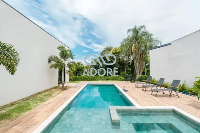 Casa á venda no Condomínio Zuleika Jabour - Salto/SP
