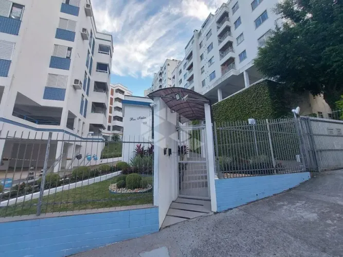 Apartamento mobiliado de 2 quartos (1 Suíte) com 94m² - Trindade, Florianópolis