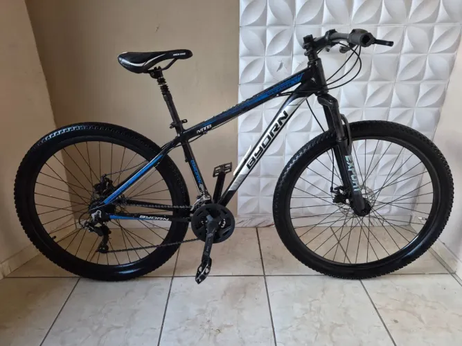 VENDO BICICLETA ARO 29 BYORN NOVA!!