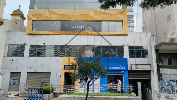 Locação de Loja Comercial no Paraíso, São Paulo-SP: 4 Salas, 6 Banheiros, 4 Vagas de Garag