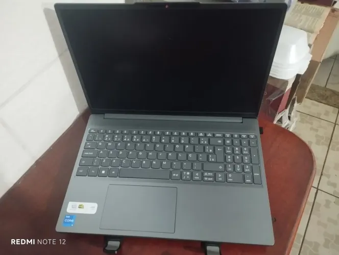 Notebook Lenovo Slim 3 versão i5