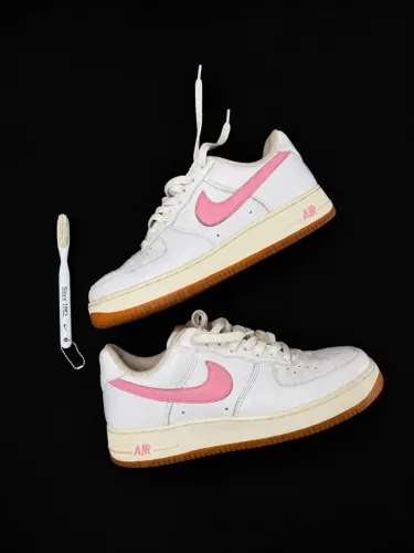 Nike Air Force 1 (8/10)