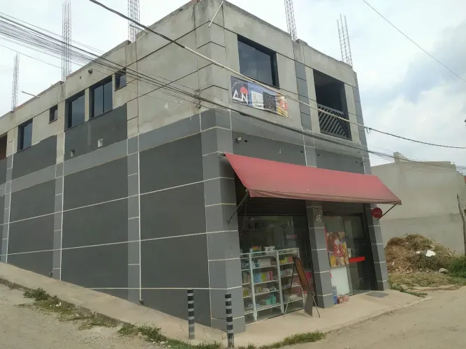 Alugo essa casa na zona sul (Jardim Castro Alves)
