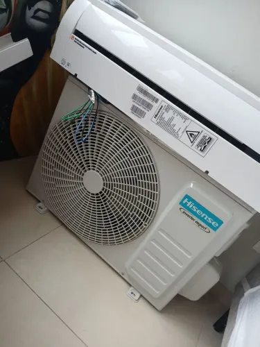 Ar condicionado semi novo. JÁ desinstalado, Pronto para retirada.