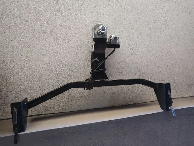 Engate para reboque Ford Ka sedan 2015 em diante