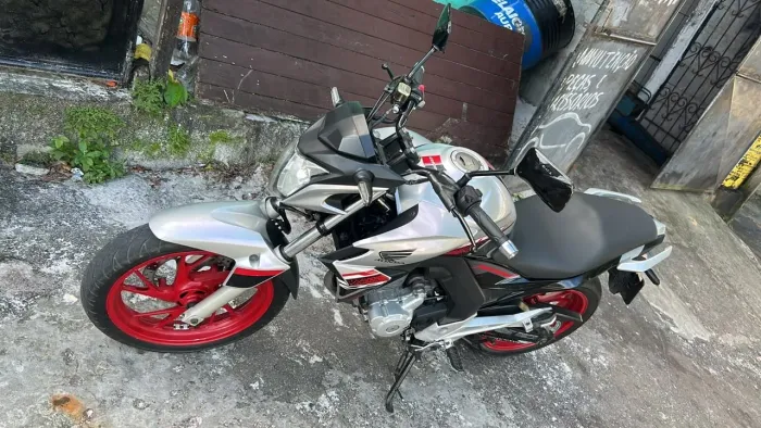 HONDA CB TWISTER 2021 *IMPERDÍVEL*