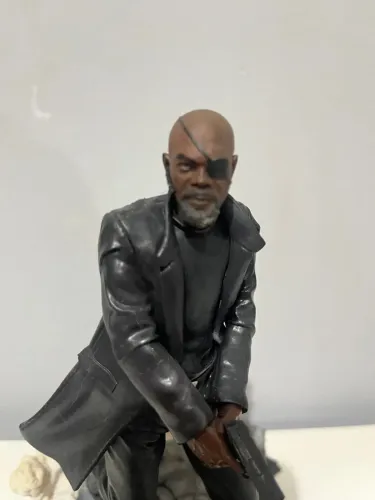Estátua Nick Fury Iron Studios 1/10 spider man far from home 