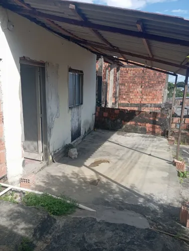 Vendo essa casa no bairro do novo Israel 