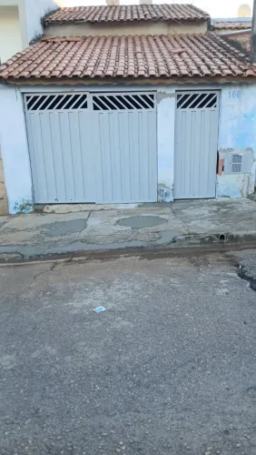 Vende-se Casa no Rosa Garcia Quitada só transferir