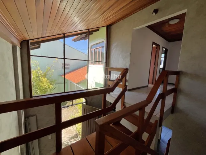 Casa com 4 dormitórios para alugar, 130m² - Campeche - Florianópolis/SC