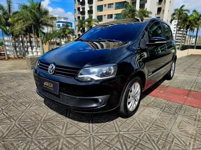 Volkswagen Fox Highline I Motion 1.6 Flex 16V 5P 2014