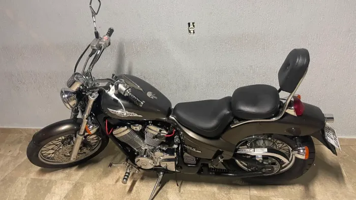 Shadow 600