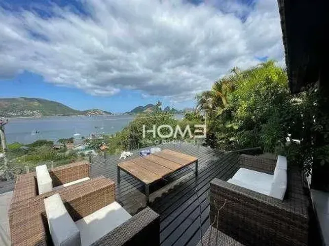 Casa com 5 dormitórios à venda, 300 m² por R$ 1.995.000,00 - São Francisco - Niterói/RJ