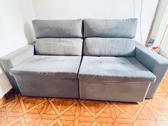 Sofá reclinável e retrátil 2 lugares