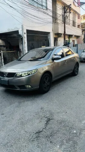Kia Motors Cerato 1.6 16V Mec. 2010