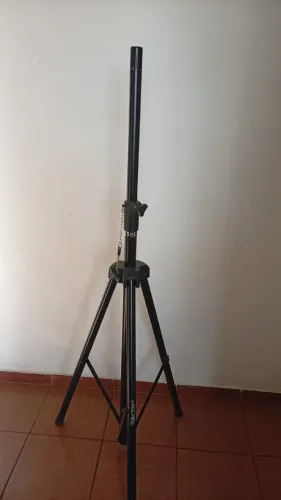 Suporte Tripé Para Caixa de Som Vector Ajustável até 2 m altura, 60kg