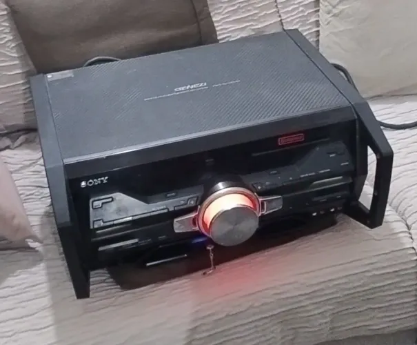  Som Sony SH2000