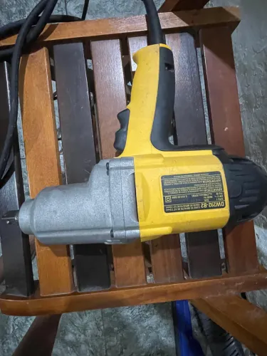 Chave de impacto DeWalt profissional