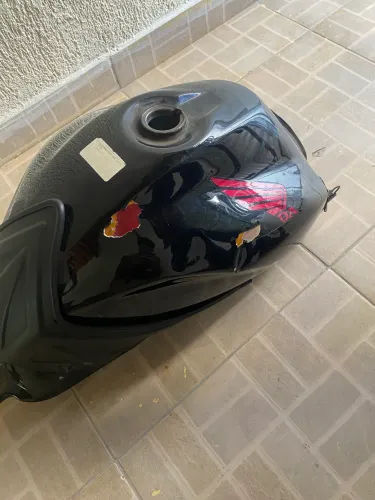 Tanque cb300R