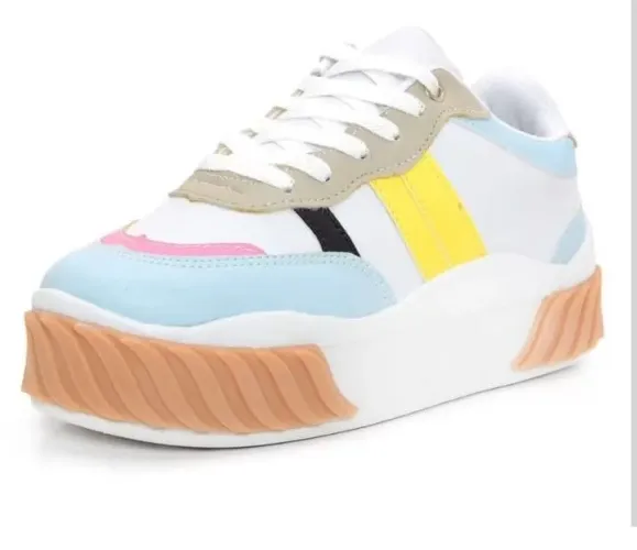 Tênis feminino plataforma