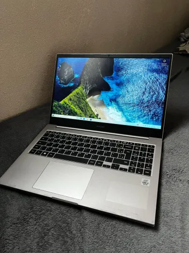 Notebook Intel Core i3 + 12GB RAM + 1TB HD