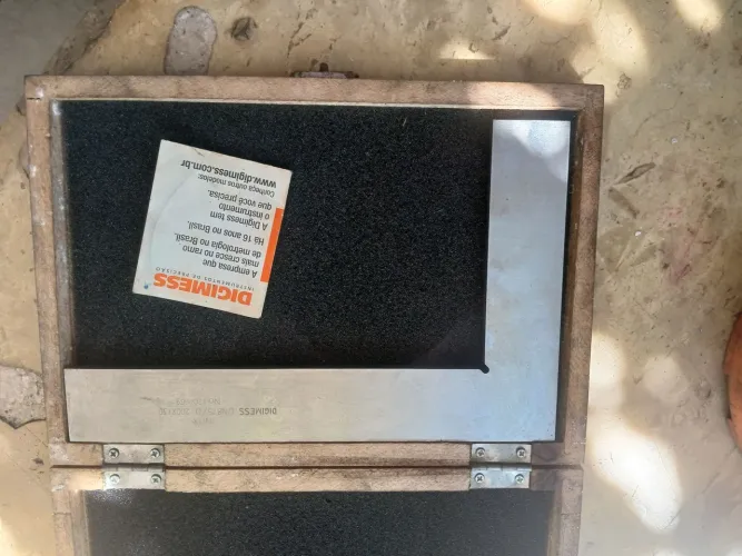 Esquadro de precisão DIGIMESS 200 x 130 ,aco inox.