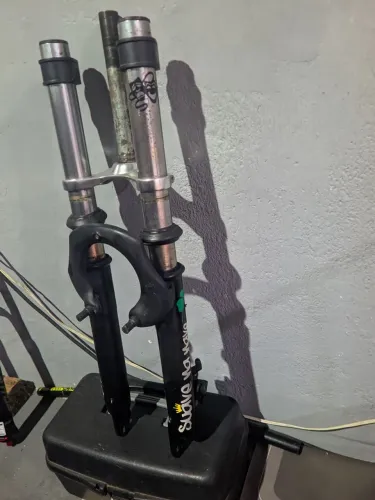 Suspensão  zoom gordo aro 26 
