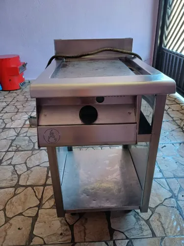 Chapa se lanche industrial com gabinete
