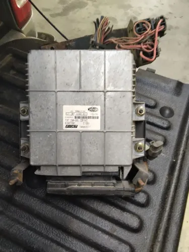Módulo Injeção Ecu Central Fiat Uno 1.5 8v 1995 6160273301