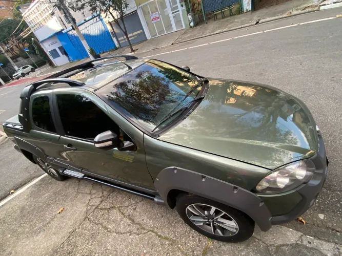 Fiat Strada Adventure1.8/ 1.8 Locker Flex CD 2012