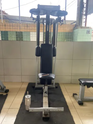 Equipamento musculação 