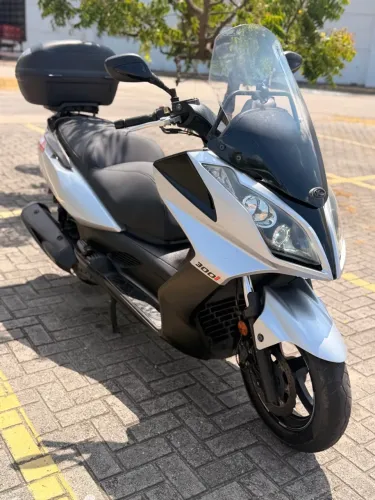 Kymco Downtown 300i 2019 - Impecável, Revisada e Baixa KM