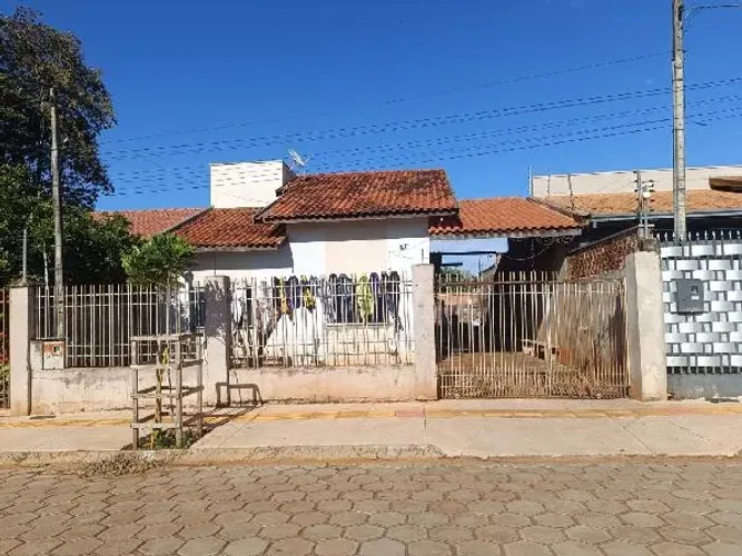 Imóvel bem localizado Casa no Santa Paula, Guaira - PR, N. SN LT 4D, 2 quartos, 200m² | L
