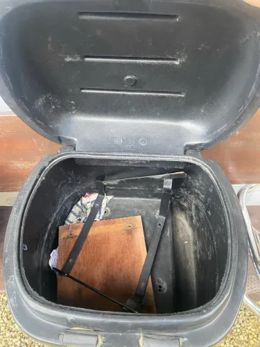 Baú grande para moto 