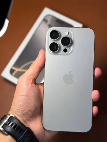 iPhone 16 PRO MAX 256GB SEMI NOVO 