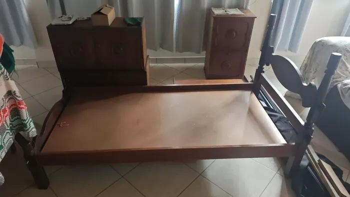 Mesa madeira solteiro 
