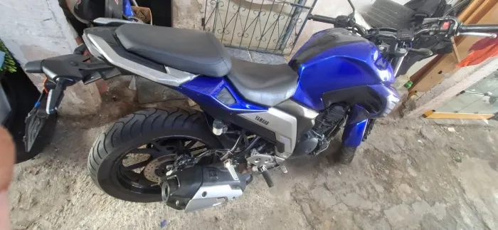 Fazer 250