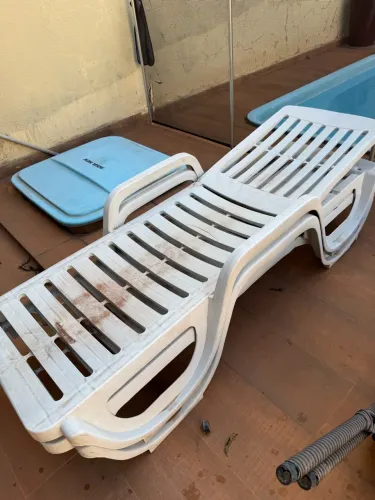 Cadeira de piscina
