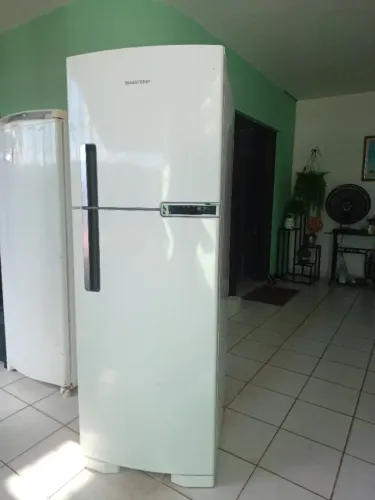 Geladeira frost free dúplex semi nova