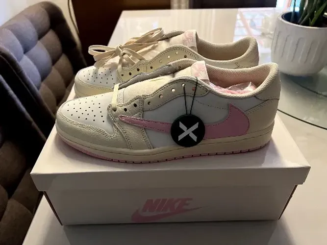 Travis Scott x Air Jordan 1 Low Sail Tropical Pink Shy Pink Muslin