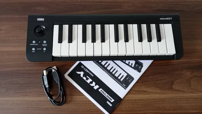 Teclado Controlador Korg Microkey 25