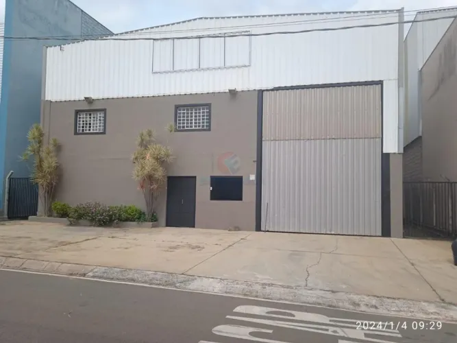 Galpão para alugar em Sumaré, Loteamento Industrial Veccon Zeta, com 700 m²