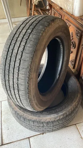 2 pneus Bridgestone 265/60 r18 para s10 e outras picapes