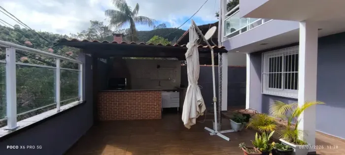 Casa para aluguel com 126 metros quadrados com 3 quartos em Cônego - Nova Friburgo - Rio d