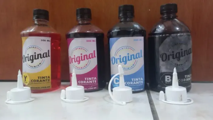 Vidros de tintas paralelas kit 4 vidros acompanha os bicos usadas.