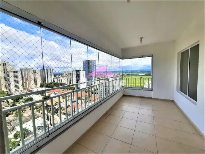 Apartamento com 2 dormitórios para alugar, 72 m² por R$ 4.000,00/mês - Jardim Aquarius - S