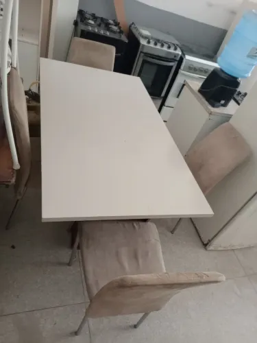 Mesa 4 cadeiras
